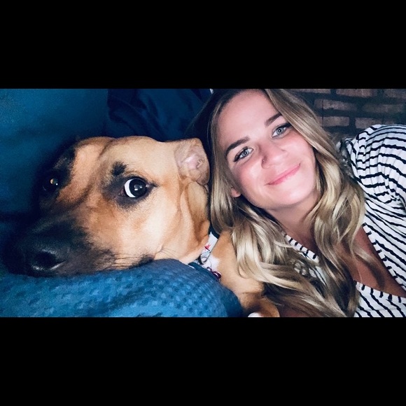 Meet your Posher, Kelly - Picture 3 of 9